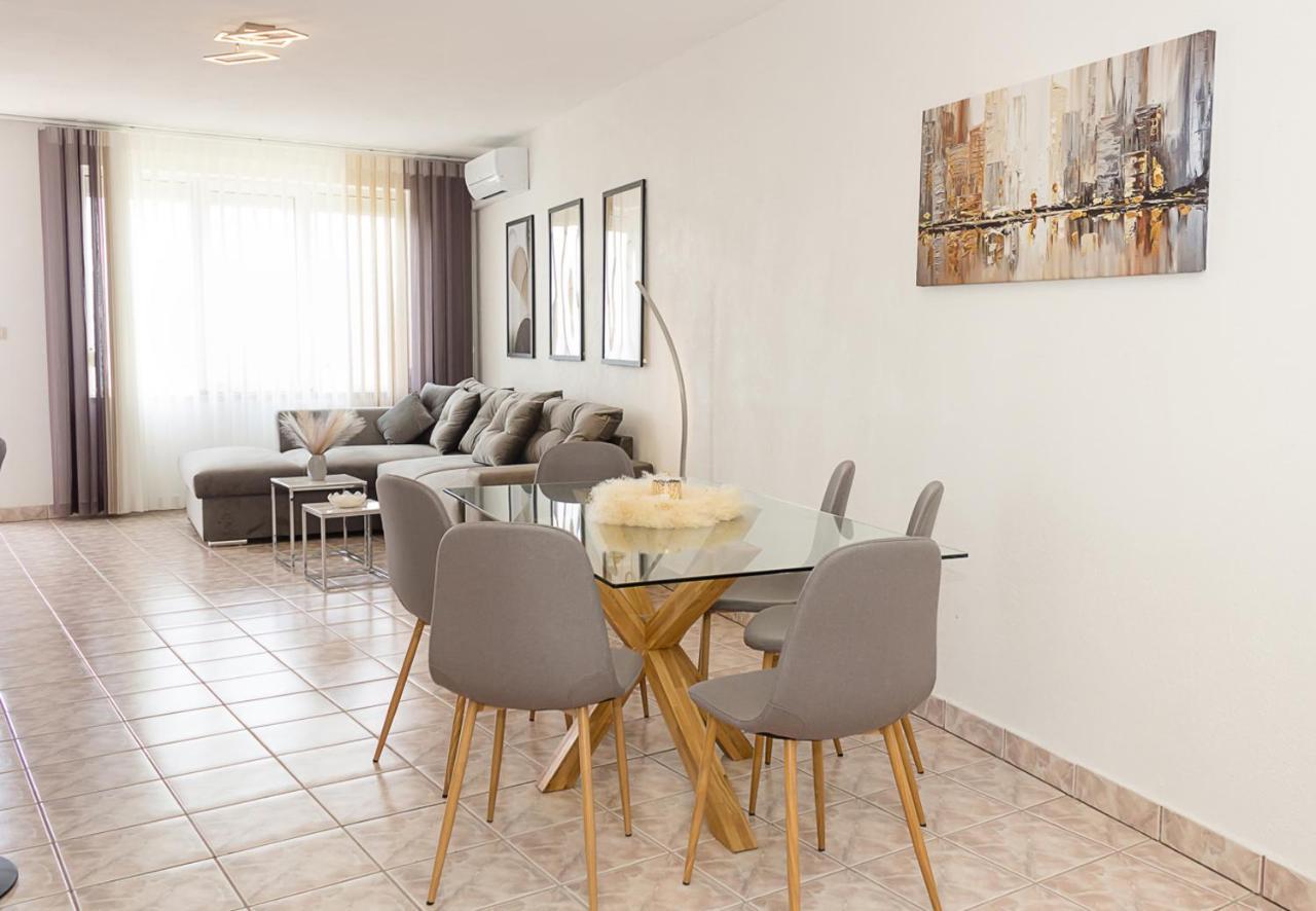 Two Identical Designer 2Bd Flats With Sea View In Balchik By Flat Mаnager Διαμέρισμα Εξωτερικό φωτογραφία