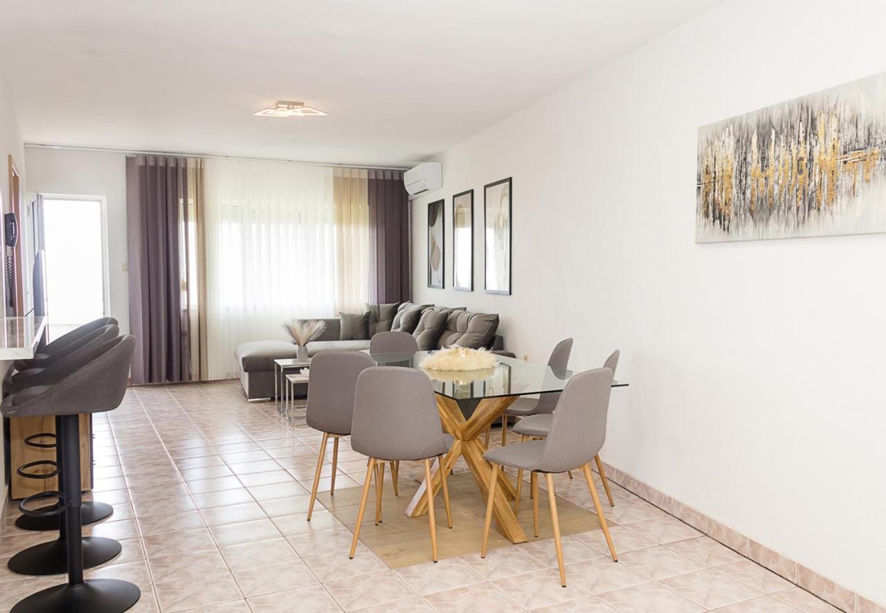 Two Identical Designer 2Bd Flats With Sea View In Balchik By Flat Mаnager Διαμέρισμα Εξωτερικό φωτογραφία