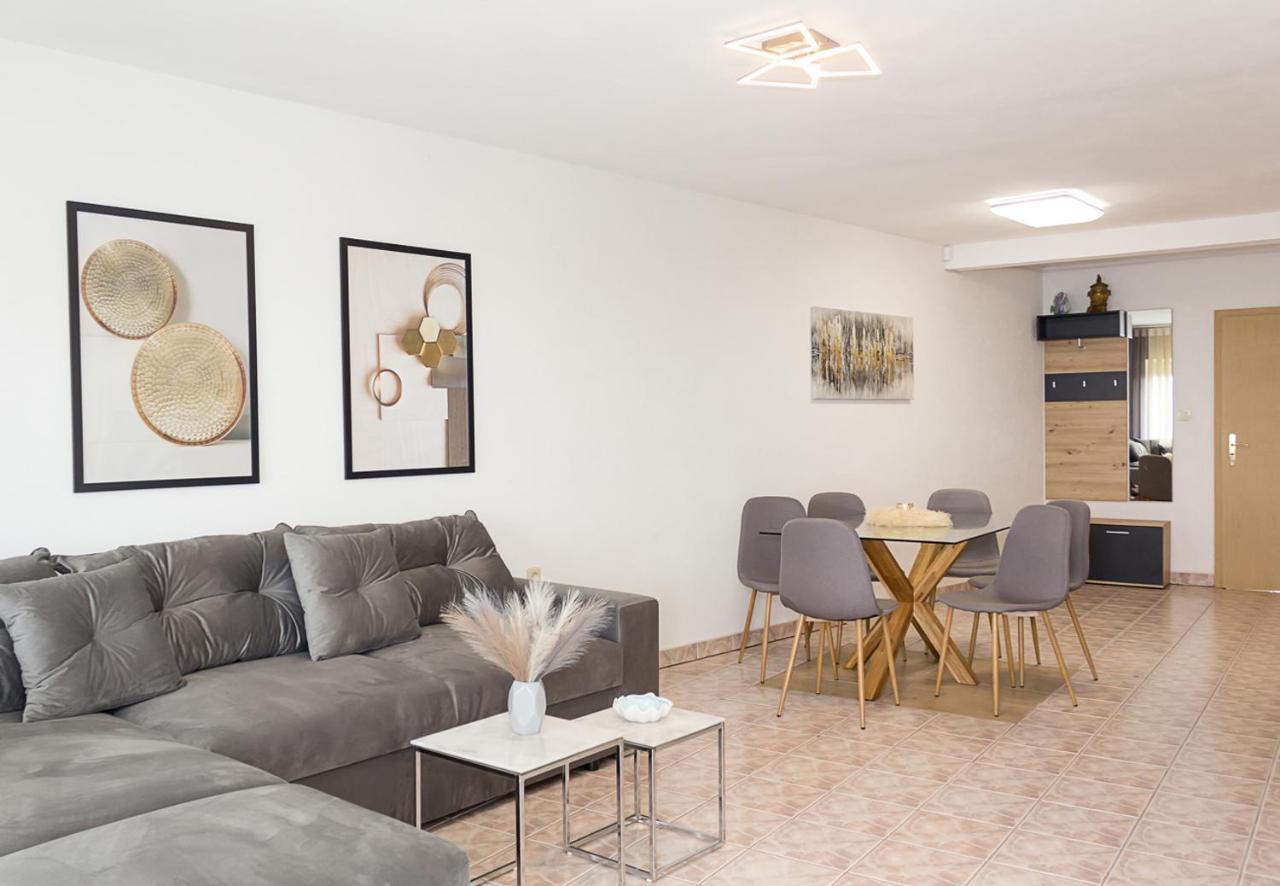Two Identical Designer 2Bd Flats With Sea View In Balchik By Flat Mаnager Διαμέρισμα Εξωτερικό φωτογραφία
